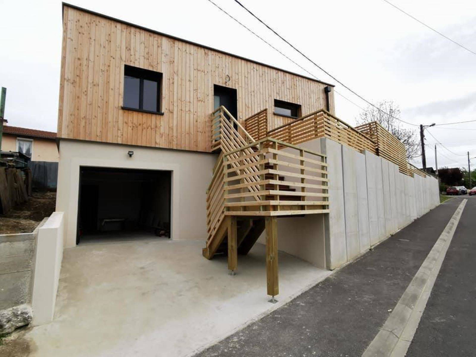 Mise en relation avec des artisans qualifiés Pont à Mousson en Meurthe-et-Moselle (54)