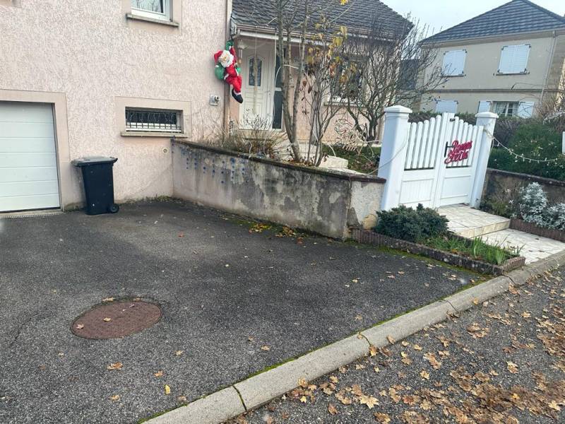 Rénovation des aménagements extérieurs d'une maison demi-niveau à Gondreville, entre Toul et Nancy